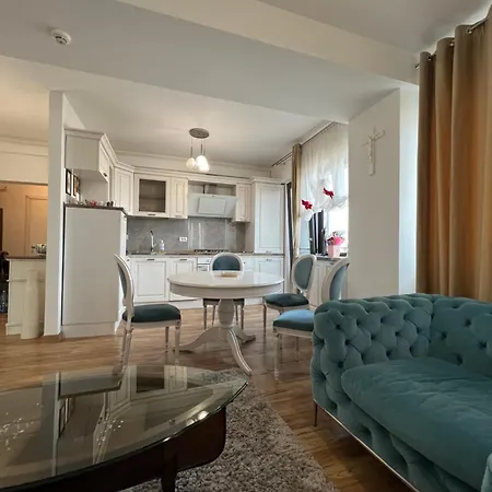 5 Apartament